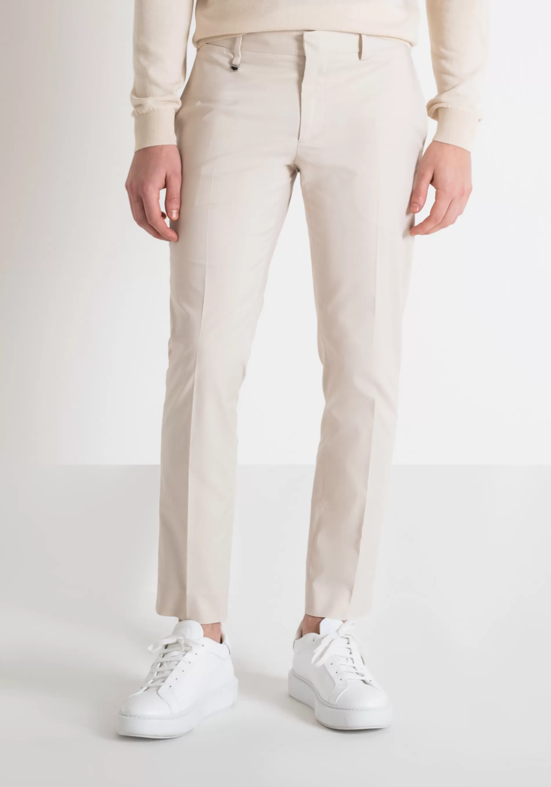 Clearance BONNIE SLIM FIT TROUSERS IN ELASTIC COTTON MODAL TWILL Trousers