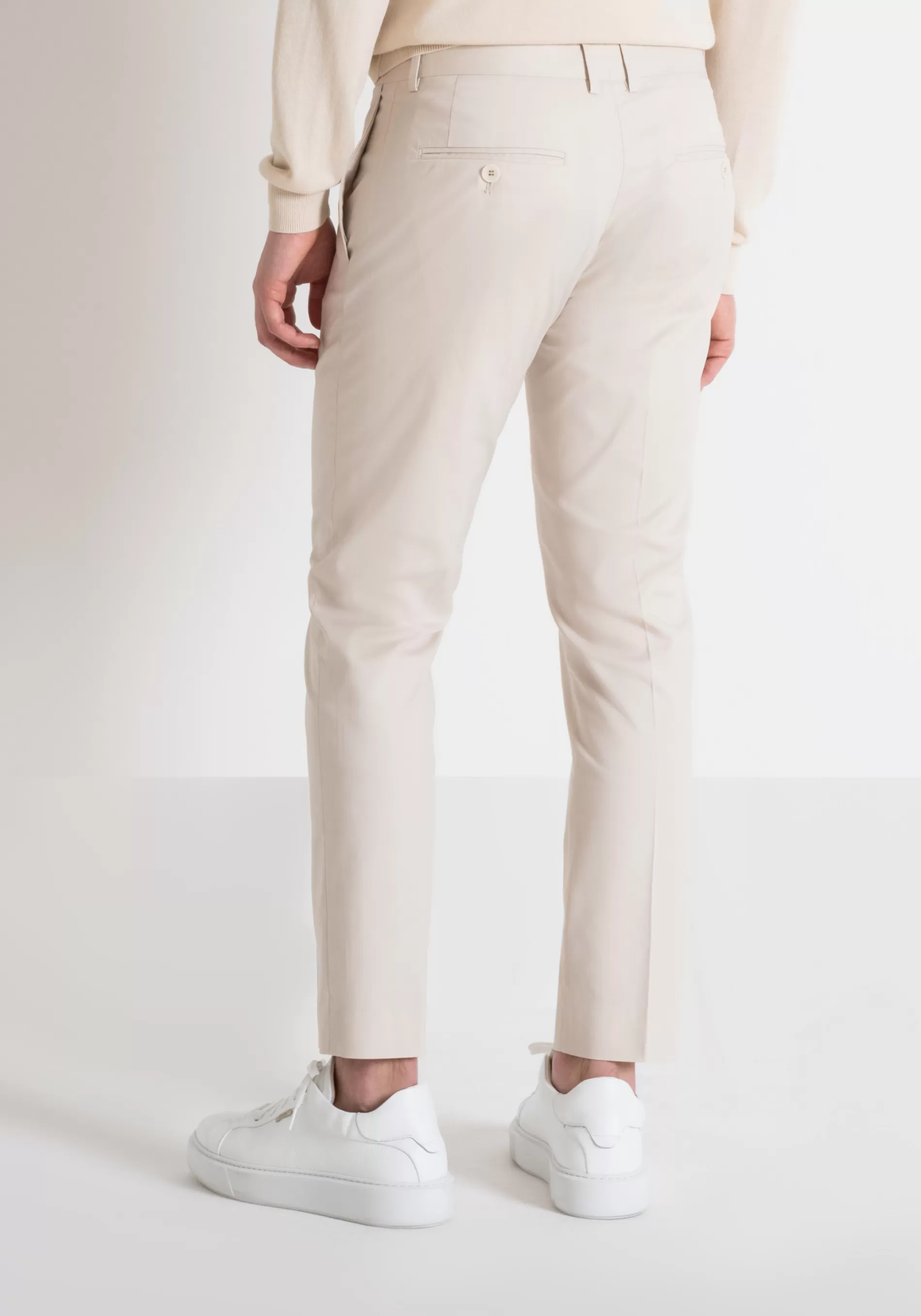 Clearance BONNIE SLIM FIT TROUSERS IN ELASTIC COTTON MODAL TWILL Trousers