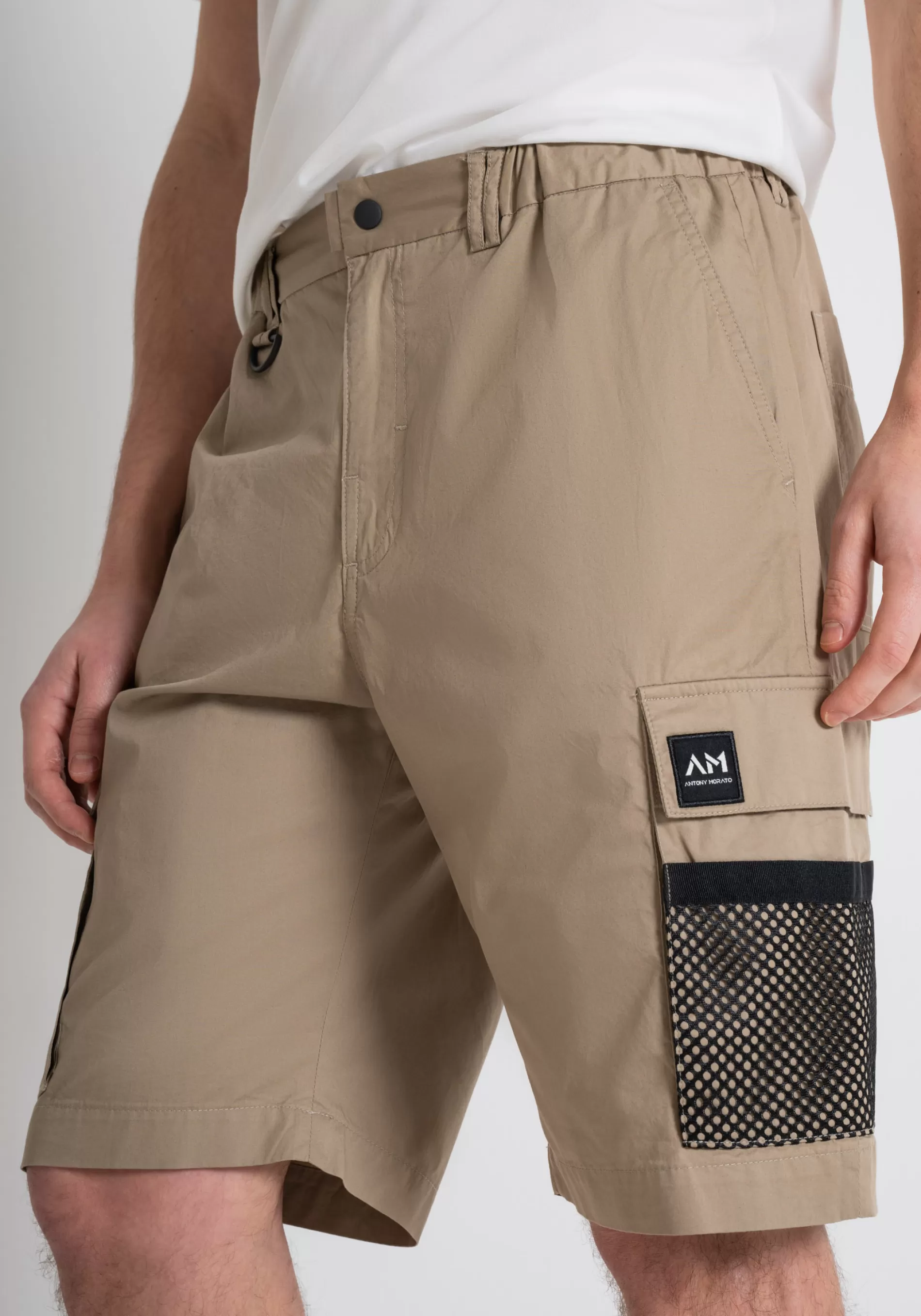 Clearance REGULAR FIT COTTON TWILL SHORTS WITH LOGO PATCH Trousers