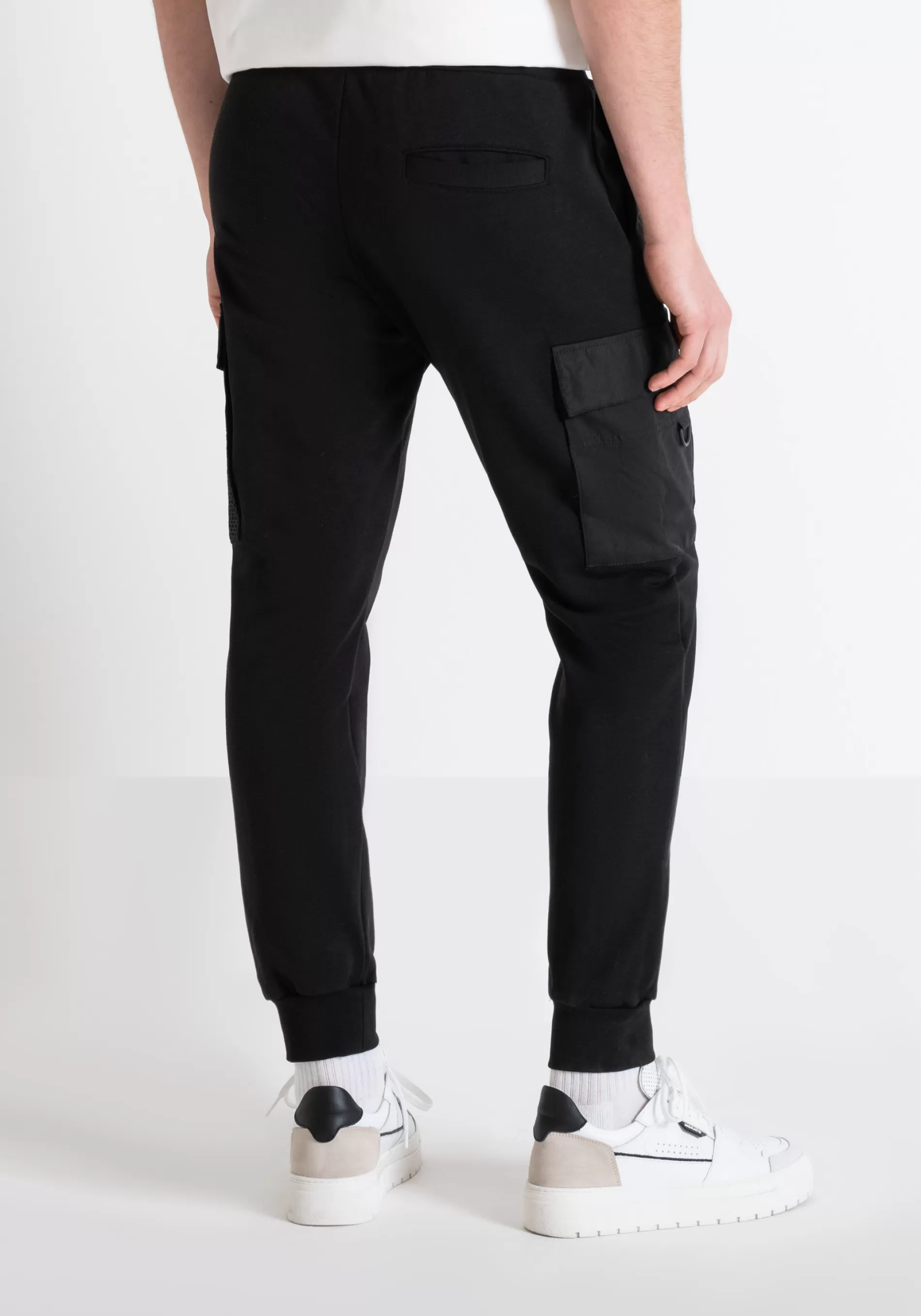 Best Sale REGULAR FIT SWEATPANTS IN SUSTAINABLE COTTON-POLYESTER BLEND WITH LOGO PATCH Trousers