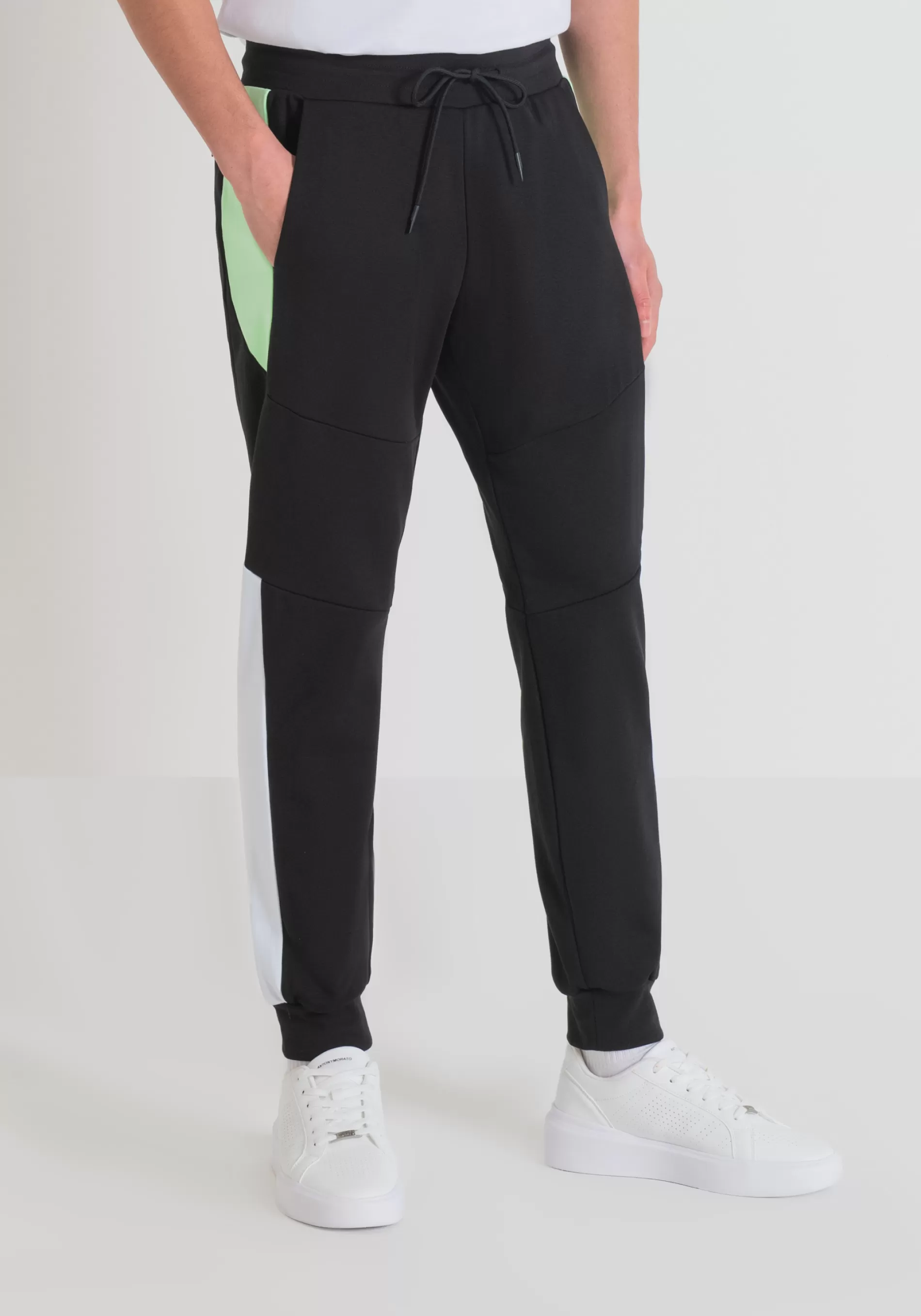 Online REGULAR FIT TROUSERS IN COTTON BLEND AND SUSTAINABLE POLYESTER Trousers