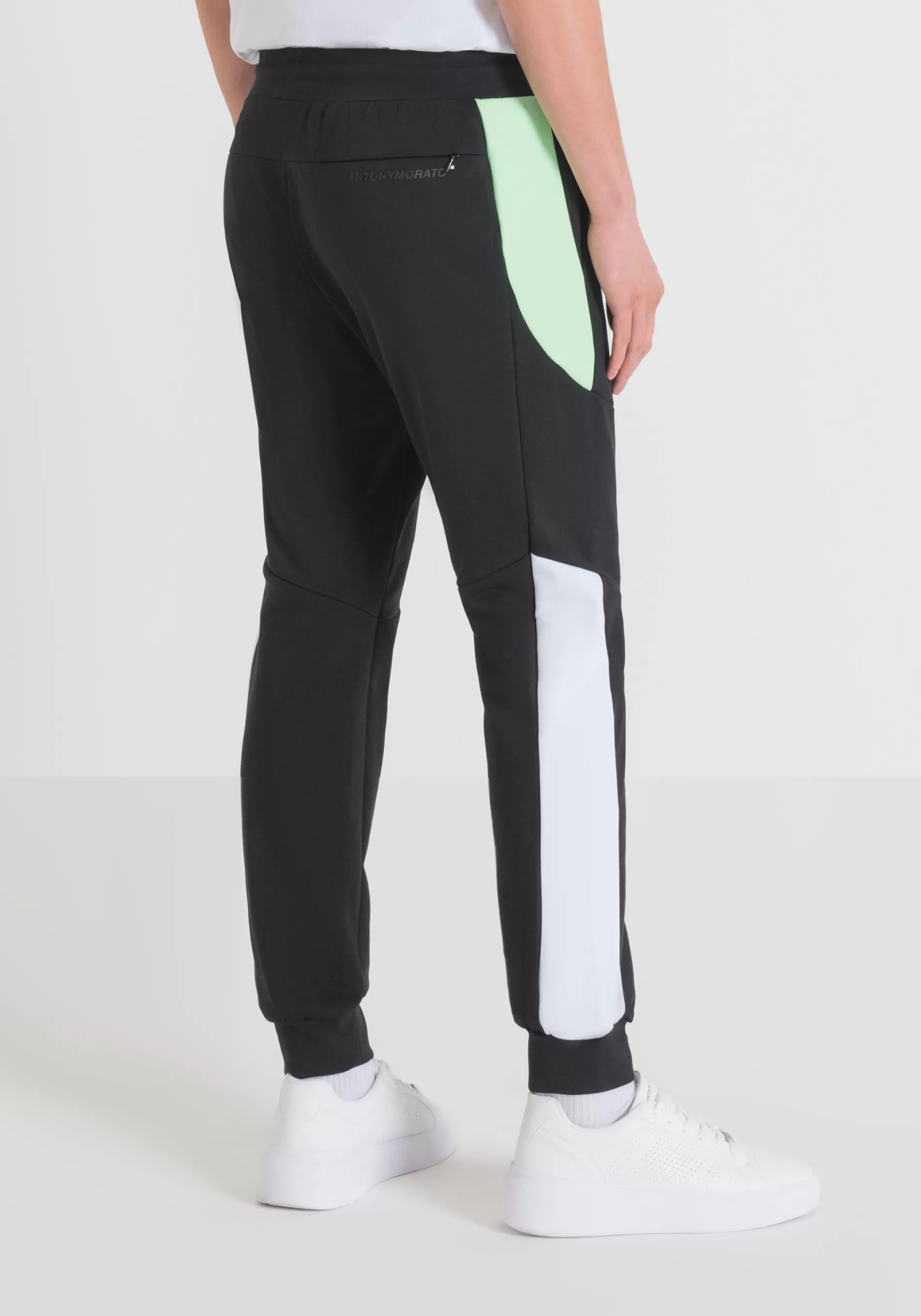 Online REGULAR FIT TROUSERS IN COTTON BLEND AND SUSTAINABLE POLYESTER Trousers