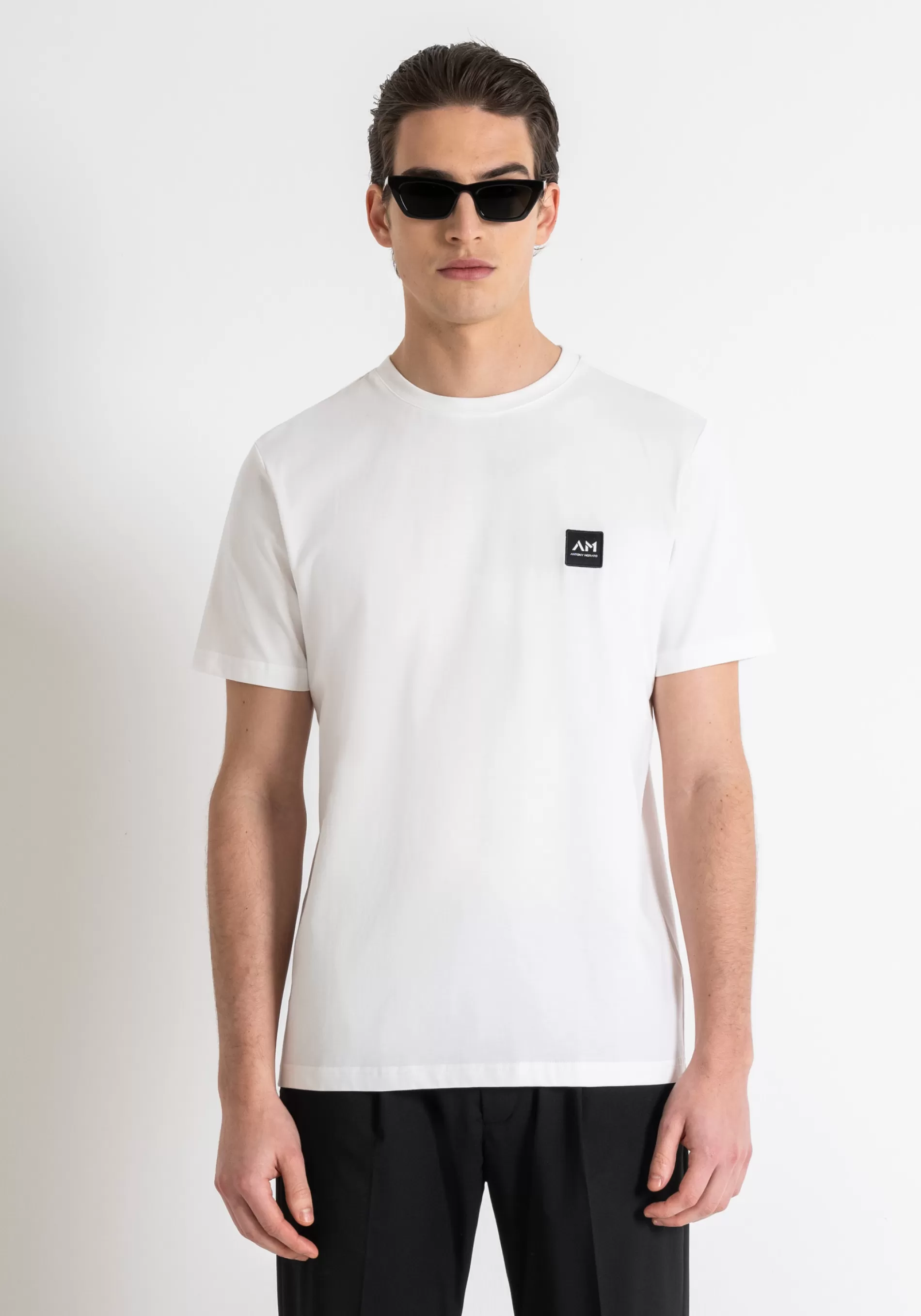 Outlet REGULAR FIT T-SHIRT IN COTTON JERSEY WITH LOGO PATCH T-shirts and Polo