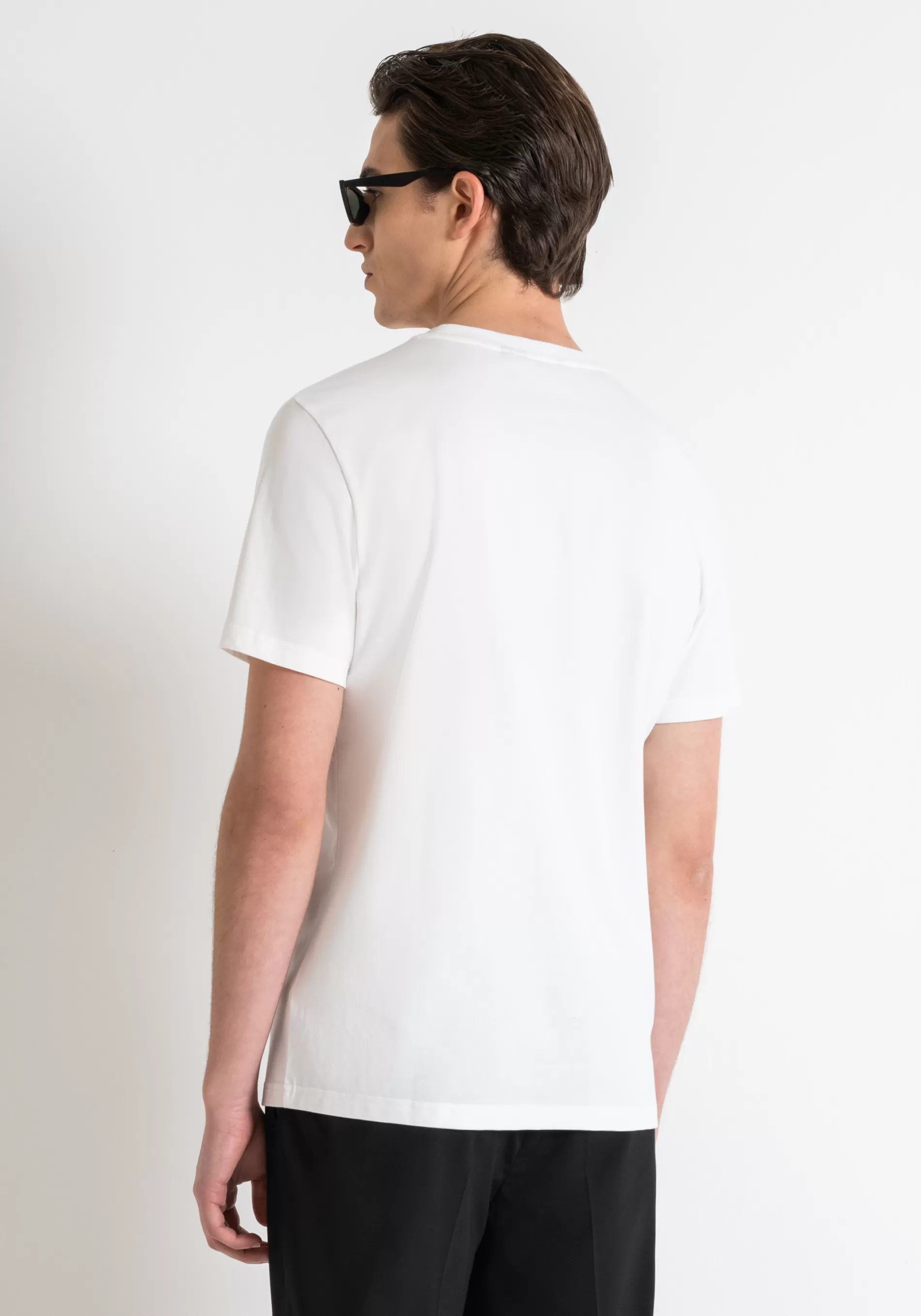 Outlet REGULAR FIT T-SHIRT IN COTTON JERSEY WITH LOGO PATCH T-shirts and Polo