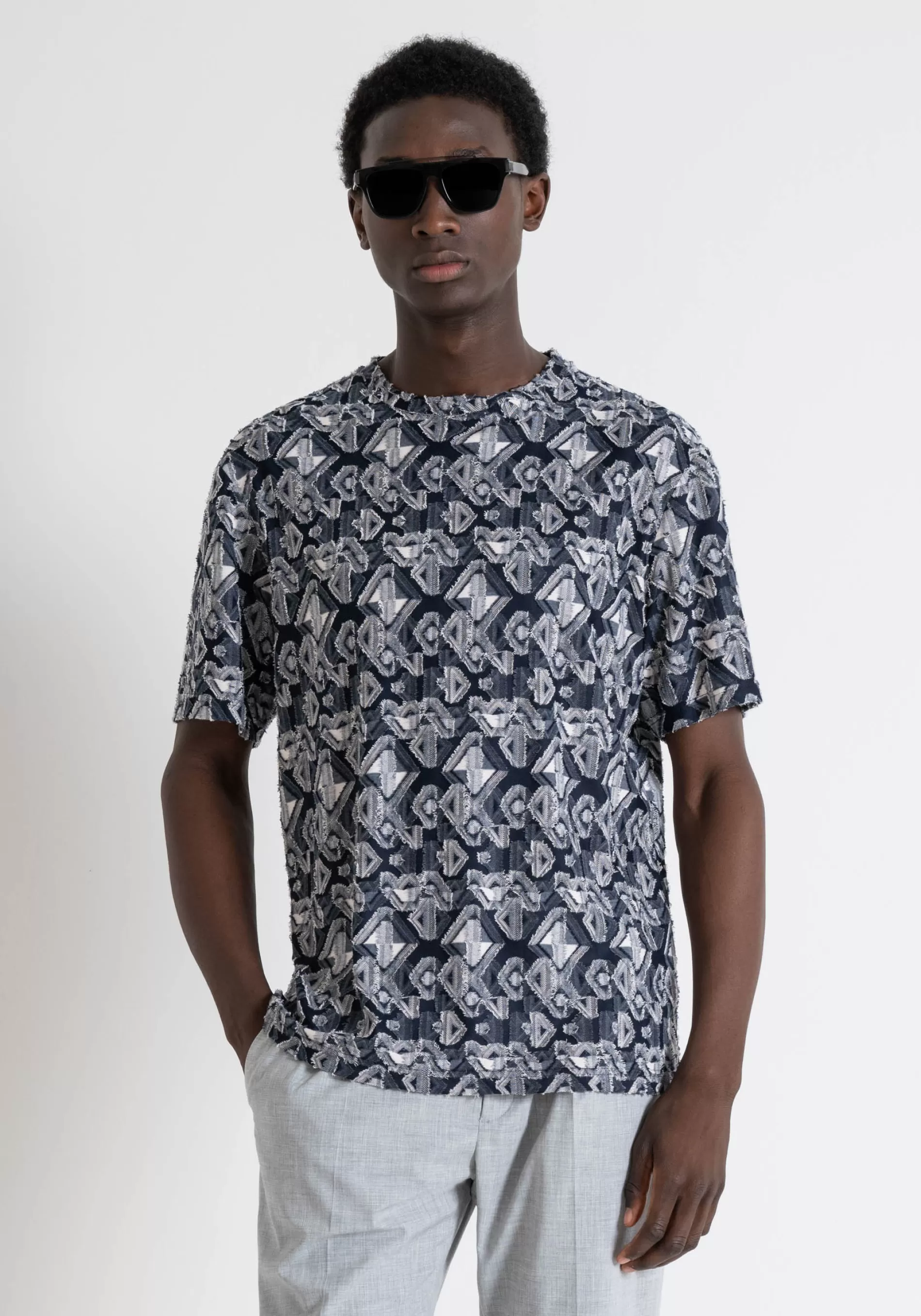 Outlet RELAXED FIT T-SHIRT IN VISCOSE BLEND JACQUARD FABRIC T-shirts and Polo